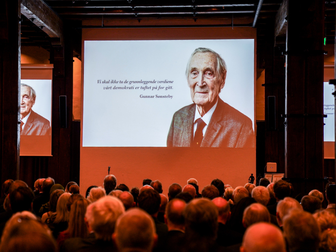 Prisen bærer navnet til Gunnar Sønsteby som var Norges høyest dekorerte borger. Foto: Liv Anette Luane, Det kongelige hoff