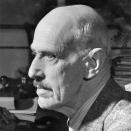 Gonagas Haakon 1952 (Govva: NTB, Gonagasla&#154; hoavva vuorká).