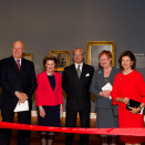 Fra venstre: Kronprinsesse Mary, Kong Harald, Dronning Sonja, Kong Carl Gustaf, President Tarja Halonen og Dronning Silvia under åpningen av utstillingen "Luminous Modernism" (Foto: Christine A. Butler/American-Scandinavian Foundation)