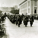 Duiska soahteveahka leavvá Osloi. Dá leat Oslo váldogáhta, Karl Johan alde (Vuorkágovva / Scanpix)