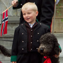 Prinsa Sverre Magnus bearra&#154;a beatnagiin, Milly Kakao. (Govva: Heiko Junge / Scanpix)