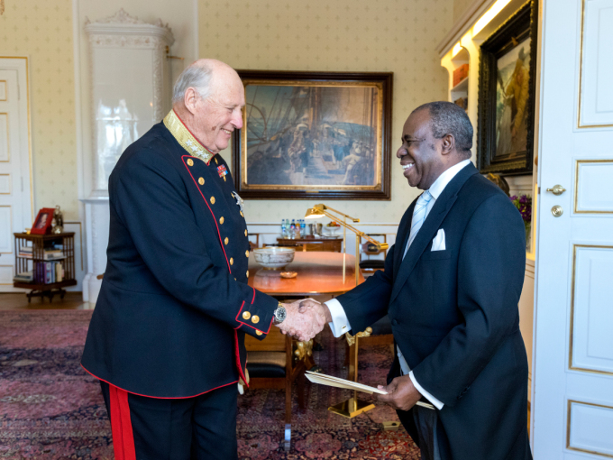Mosambiks nye ambassadør, H.E. herr Florêncio Joel Alberto Sele, var blant de første som avga sine akkreditiver i 2019. Foto: Gorm Kallestad / NTB scanpix