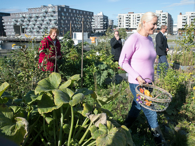 Kronprinsesse Mette-Marit besøker Bybonden i Oslo. Foto: Terje Pedersen, NTB scanpix