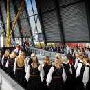 Det prislønte kvinnekoret Corsonus underheld under vitjinga til «Aarvak» på Ishavsmuseet. Foto: Erik Birkeland / TINGH
