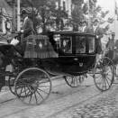 Gonagas Haakon ja Dronnet Maud ruvdnen Nidarosdomenis 22. 6. 1906  (Govva:  Hilfling-Rasmussen, Gonagasla&#154; hoavva vuorká)