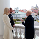Presideanta Dalia Grybauskaitė vuostáiváldá Ruvdnaprinsabára. Govva: Lise Åserud / NTB Scanpix