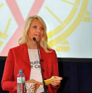 Kronprinsessen taler under åpningen av ungdomspaviljongen på den 18. internasjonale AIDS-konferansen (Foto: Marcus Rose, IAS, Workers&#146; Photos)