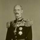 Gonagas Haakon 1946 (Govva: Ernest Rude, Gonagasla&#154; hoavva vuorká).