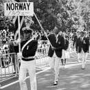 Ruvdnaprinsa Harald lei leavgaguoddin geasseolympiadas Tokyos, 1964 (Govva: Scanpix)