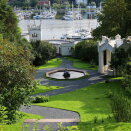 Fra parken omkring Oscarshall. Handoutbilde fra Det kongelige hoff. Bildet er kun til redaksjonell bruk - ikke for salg. Foto: Liv Osmundsen, Det kongelige hoff