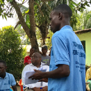 Paradise gikk fra dør til dør og lette etter tilfeller av ebola. Slik bidro han til å redde mange liv. I dag sliter han med å få arbeid på grunn av stigmatiseringen. Foto: Christian Lagaard, Det kongelige hoff.
