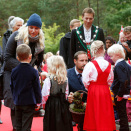 Ruvdnaprinsa Haakon ja Ruvdnaprinseassa Mette-Marit aitto boahtán Sirdalii (Govva: Terje Bendiksby / NTB scanpix)