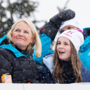 Tradisjonen tro: Kongefamilien er til stede på Holmenkollsøndagen. Foto: Berit Roald, NTB scanpix