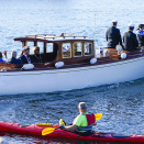 Kongeparet returnerer til Kongeskipet. Foto: Lise Åserud, NTB
