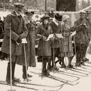Gonagasbeara&#154; vuordá goas dál ollejit mollii 17 km &#269;uoigamis, 1922-23 (Govva: Sport & General, Press Agency, London / Gonagasla&#154; hoava vuorkágovva)