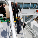 Gonagas ja Dronnet beasaiga gullat veaháš Norgga-Australia dutkanovttasbarggu birra Wilhelmsens guorbmefievrredanskiippas MV Tugela. Govva: Lise Åserud, NTB scanpix