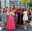 UWC Changshu oahppit vuordimin Gonagasbára. Govva: Tim Haukenes