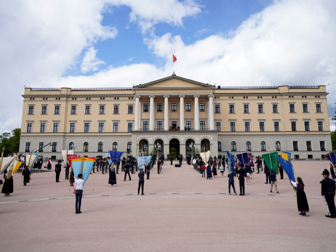  Oslo skuvllaid leavggat čiŋahedje Šloahttašilju. Govva: Lise Åserud, NTB scanpix