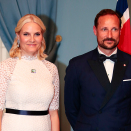 Ruvdnaprinsabárra boahtimin almmolaš mállásiidda Presideantagárdimii. Govva: Lise Åserud / NTB Scanpix