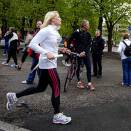 9. mai: Kronprinsparet deltar i Holmenkollstafetten. Kronprinsessen har siste etappe for Kronprinsparets stab (Foto: Kyrre Lien, Scanpix)