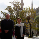 Ma&#331;&#331;el seminára beasai Gonagasbárra fitnat sihke Alit moskéas (dahje Sultán Ahmet-moskéas, mii lea moskéa namma) ja Aya Sofia gárdimis. (Govva: Lise Åserud, NTB scanpix)