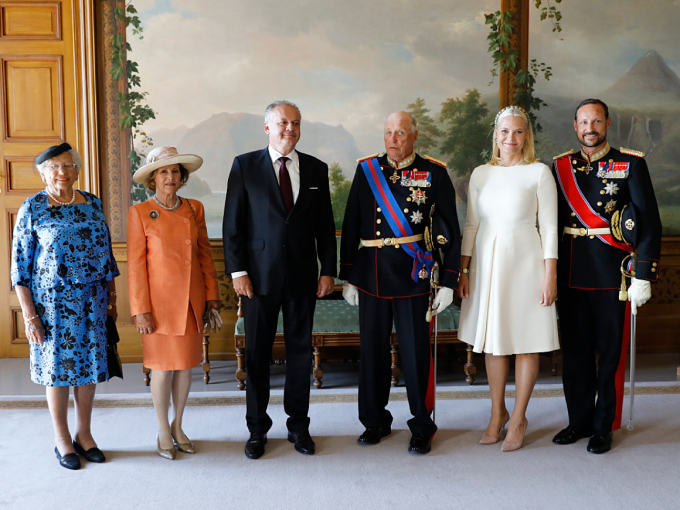 Presideanta Andrej Kiska, Gonagasbárra, Ruvdnaprinsabárra ja Prinseassa Astrid, Ferner roavvá Loddesálas. Govva: Gorm Kallestad / NTB Scanpix