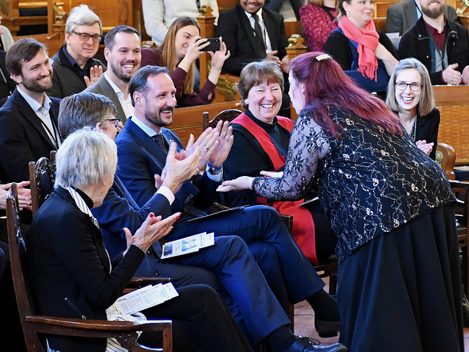 Operasongar Gøril Songvoll underheldt under arrangementet. Foto: Sven Gj. Gjeruldsen, Det kongelege hoffet
