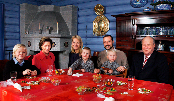 Kongefamilien på Kongssetra i 2007. Foto: Jon Eeg, NTB scanpix