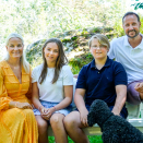 Kronprinsfamilien på Dvergsøya. Foto: Lise Åserud, NTB scanpix