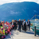 Kongeparet i Valldal. Foto: Lise Åserud / NTB