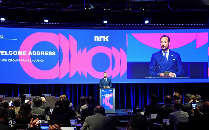 Kronprinsen ønsket TV-sjefene velkommen til Oslo under EBUs generalforsamling i Oslo. Foto: Sven Gj. Gjeruldsen, Det kongelige hoff.