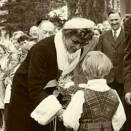 Prinseassa Astrid Gonagas Olav fárus sivdnádallanmátkkis 1958. Dá oa&#158;&#158;u son li&#273;iid Trettenis Gudbrandsdalenis (Govva: NTB/ Gonagasla&#154; hoava vuorkágovva)