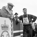 50-kilomettar &#269;uoigama vuoiti, Harald Grønningen, ja Gonagas Olav NM &#269;uoigamin Plassjes, 1961 (Govva: NTB / Scanpix)