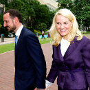 Ruvdnaprinsa Haakon ja Ruvdnaprinseassa Mette-Marit Petronas Toweris  (Govva: Gorm Kallestad / Scanpix)