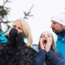 Tradisjonen tro: Kongefamilien er til stede på Holmenkollsøndagen. Foto: Berit Roald, NTB scanpix